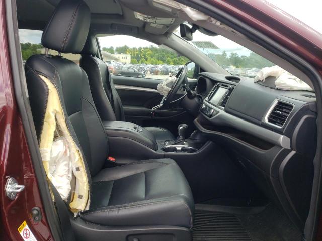 Photo 5 from auction – 2018 TOYOTA HIGHLANDER with VIN 5TDJZRFH9JS870839