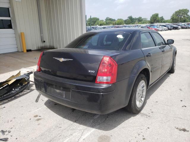 Photo 4 from auction – 2005 CHRYSLER 300 with VIN 2C3JA43R95H668003
