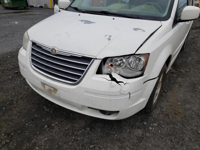 Photo 10 from auction – 2008 CHRYSLER TOWN & COU with VIN 2A8HR54P88R141194