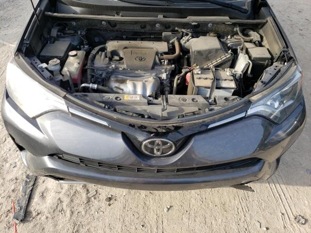 Photo 7 from auction – 2017 TOYOTA RAV4 XLE with VIN JTMWFREV6HD108063