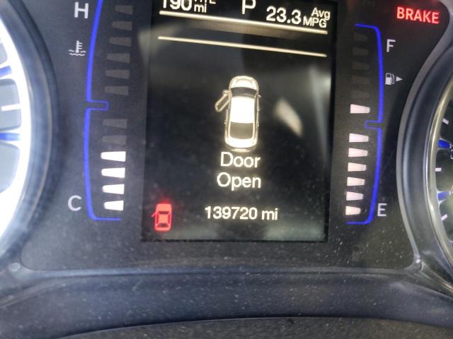 Photo 8 from auction – 2017 CHRYSLER 200 LIMITE with VIN 1C3CCCAB1HN501746