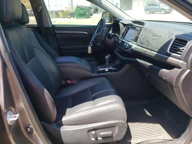 Photo 5 from auction – 2019 TOYOTA HIGHLANDER with VIN 5TDJZRFH3KS603147
