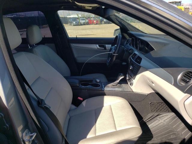 Photo 5 from auction – 2012 MERCEDES-BENZ C 250 with VIN WDDGF4HB3CA623014