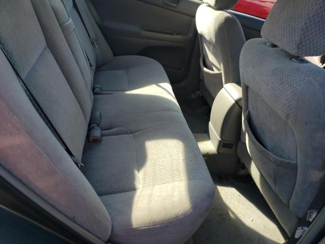 Photo 6 from auction – 2004 TOYOTA CAMRY LE with VIN 4T1BE32KX4U855311