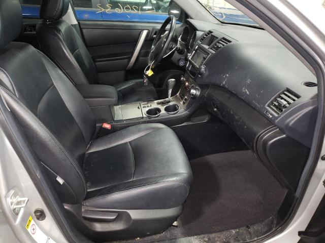 Photo 5 from auction – 2013 TOYOTA HIGHLANDER with VIN 5TDBK3EH0DS246231
