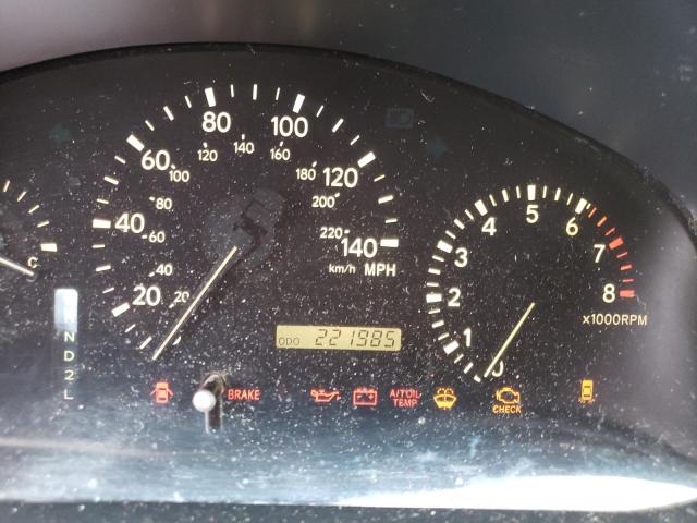Photo 8 from auction – 2002 LEXUS RX 300 with VIN JTJHF10U020267312