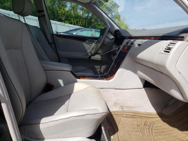 Photo 5 from auction – 2002 MERCEDES-BENZ E 320 4MAT with VIN WDBJF82J52X068486