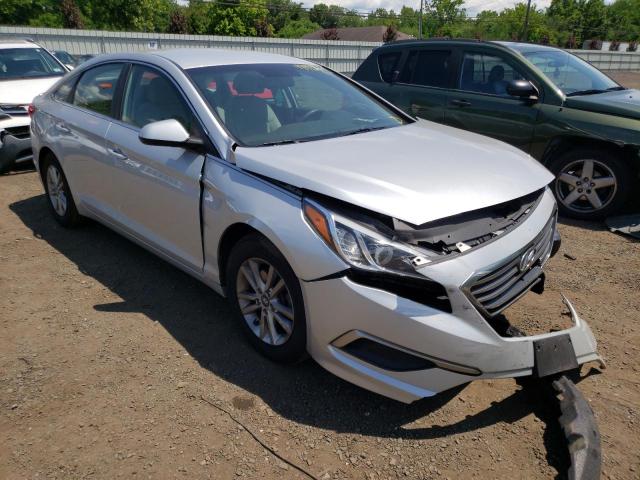 HYUNDAI SONATA SE 2016 with VIN 5NPE24AF8GH357756 - Photo from auction