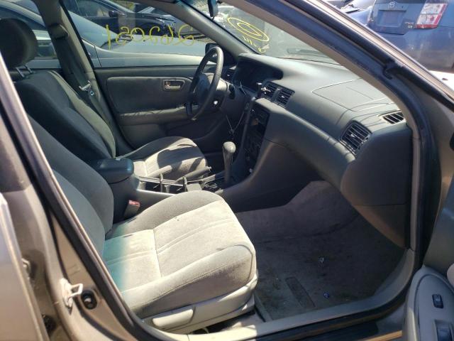 Photo 5 from auction – 2001 TOYOTA CAMRY CE with VIN JT2BF22K010297931