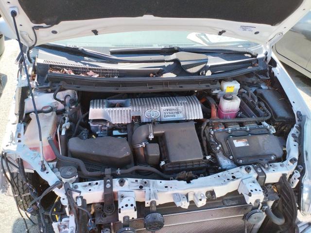 Photo 7 from auction – 2015 TOYOTA PRIUS with VIN JTDKN3DU0F0416700