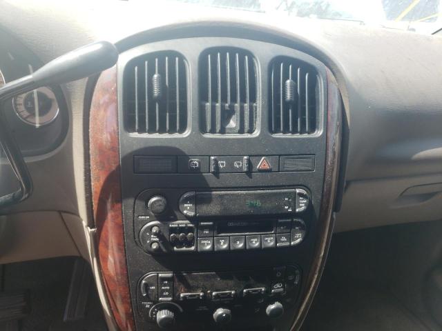 Photo 9 from auction – 2001 CHRYSLER TOWN & COU with VIN 2C8GP54L91R183545