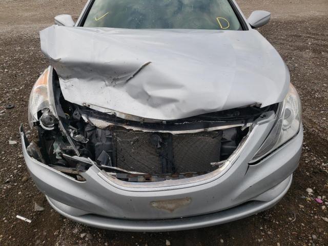 Photo 7 from auction – 2012 HYUNDAI SONATA SE with VIN 5NPEC4AC6CH444827