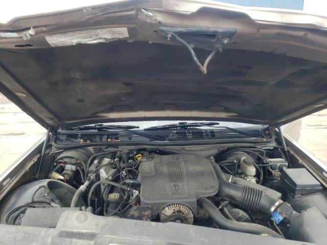 Photo 7 from auction – 2004 MERCURY GRAND MARQ with VIN 2MEFM74W04X667145
