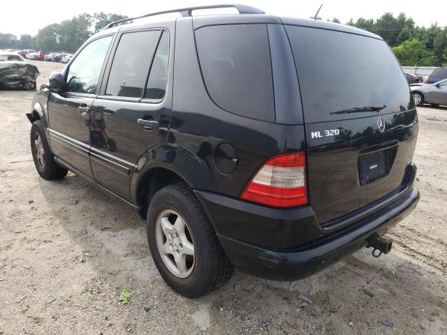 Photo 3 from auction – 2000 MERCEDES-BENZ ML 320 with VIN 4JGAB54E7YA204944
