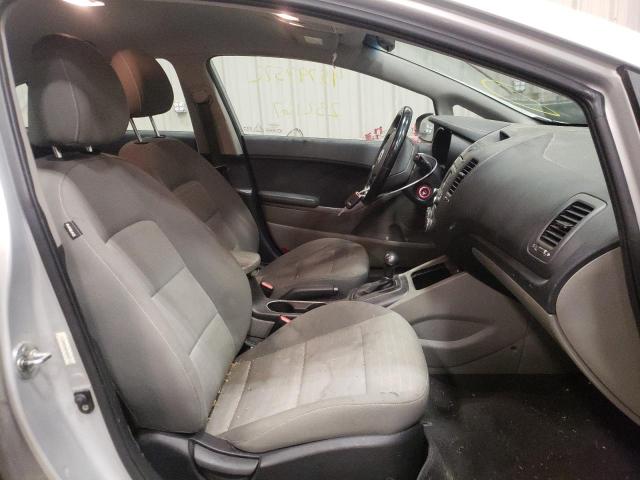 Photo 5 from auction – 2015 KIA FORTE EX with VIN KNAFX4A84F5361158
