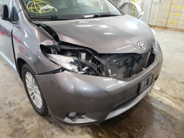 Photo 9 from auction – 2015 TOYOTA SIENNA XLE with VIN 5TDYK3DC9FS573892