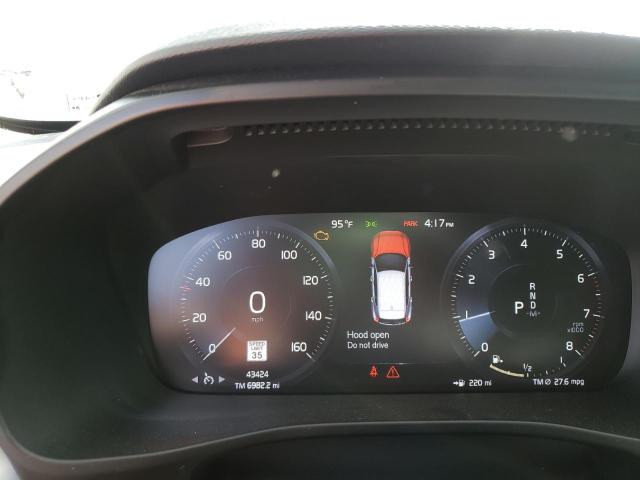Photo 8 from auction – 2019 VOLVO XC40 T5 MO with VIN YV4162UK4K2092292
