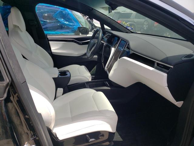 Photo 5 from auction – 2017 TESLA MODEL X with VIN 5YJXCAE26HF039923