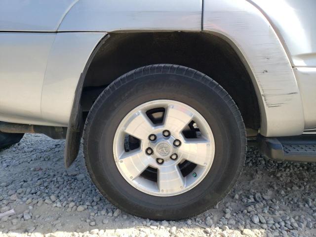Photo 9 from auction – 2005 TOYOTA 4RUNNER SR with VIN JTEZU14R558026270