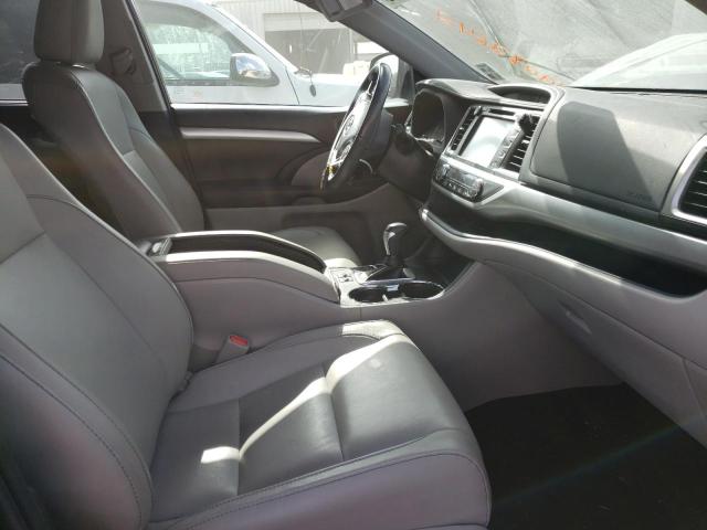 Photo 5 from auction – 2018 TOYOTA HIGHLANDER with VIN 5TDKZRFH5JS547960