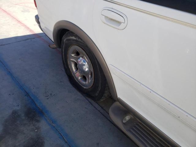 Photo 9 from auction – 2000 FORD EXPEDITION with VIN 1FMRU17L3YLC11409