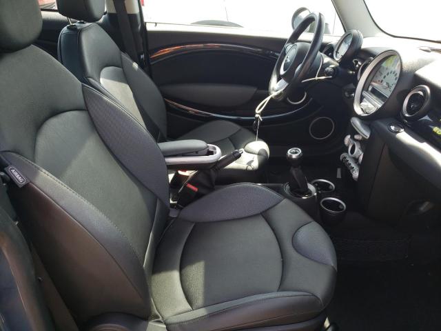 Photo 5 from auction – 2009 MINI COOPER S with VIN WMWMF73569TX40516