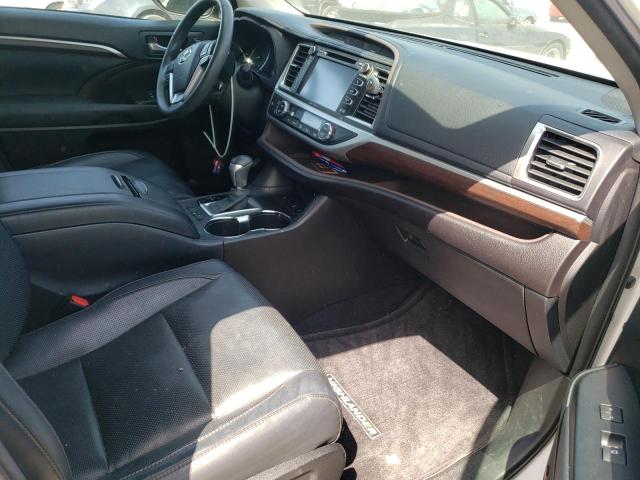 Photo 5 from auction – 2015 TOYOTA HIGHLANDER with VIN 5TDDKRFHXFS163189