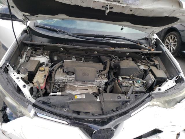 Photo 7 from auction – 2016 TOYOTA RAV4 LE with VIN 2T3ZFREV9GW245030