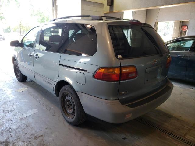 Photo 3 from auction – 2000 TOYOTA SIENNA LE with VIN 4T3ZF13C0YU317902