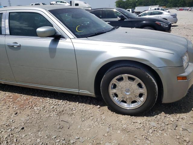 Photo 9 from auction – 2005 CHRYSLER 300 TOURIN with VIN 2C3JA53G45H564331