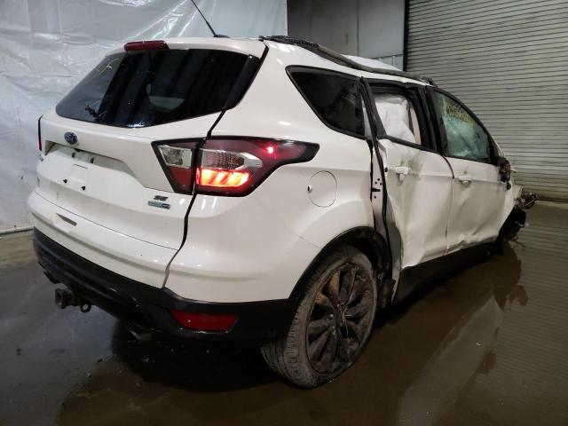 Photo 4 from auction – 2017 FORD ESCAPE SE with VIN 1FMCU9G90HUC58528