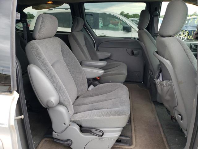 Photo 6 from auction – 2004 CHRYSLER TOWN AND C with VIN 2C8GP74L94R503575