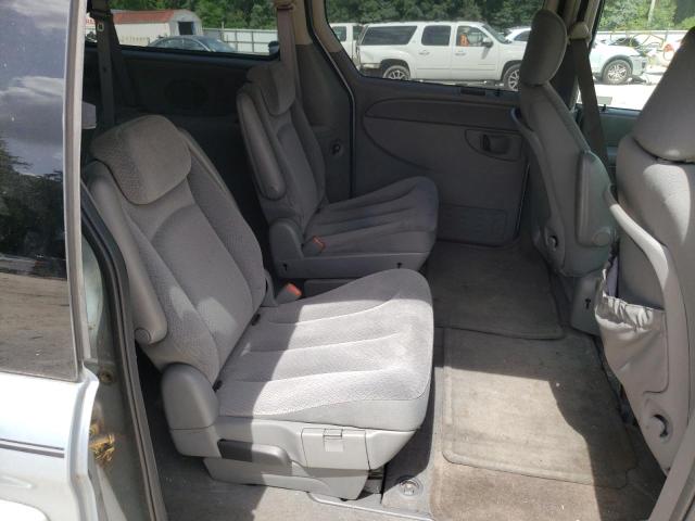 Photo 6 from auction – 2006 CHRYSLER TOWN & COU with VIN 1A4GP44RX6B568404