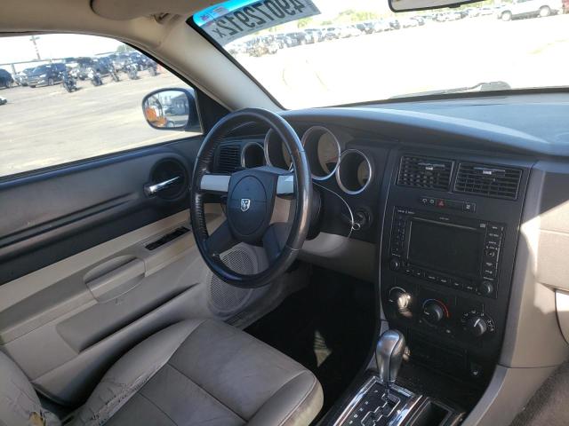Photo 9 from auction – 2005 DODGE MAGNUM SXT with VIN 2D8FV48V35H689197