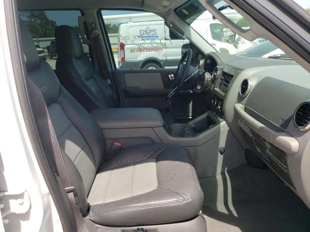 Photo 5 from auction – 2004 FORD EXPEDITION with VIN 1FMRU15W94LB69125