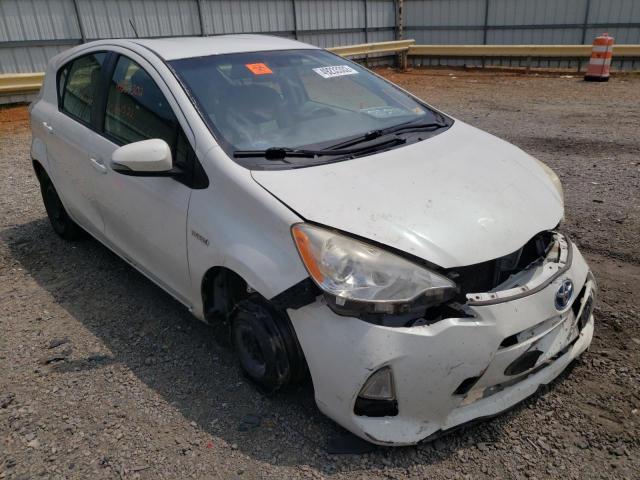TOYOTA PRIUS C 2013 with VIN JTDKDTB34D1537606 - Photo from auction