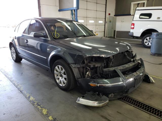 VOLKSWAGEN PASSAT 2002 with VIN WVWPD63BX2P447142 - Photo from auction