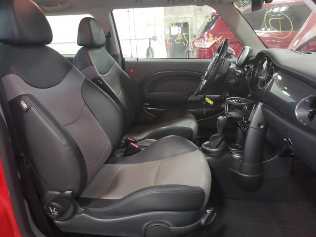 Photo 5 from auction – 2005 MINI COOPER with VIN WMWRC33405TJ66827