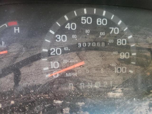 Photo 8 from auction – 2000 FORD ECONOLINE with VIN 1FTNE2426YHA50462