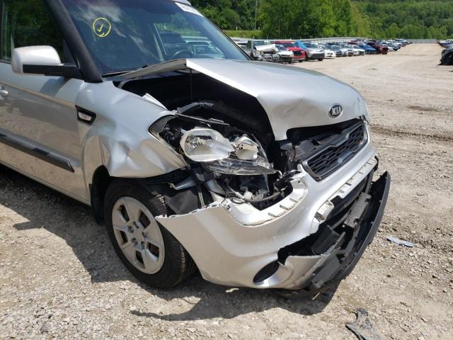 Photo 9 from auction – 2013 KIA SOUL with VIN KNDJT2A5XD7497136