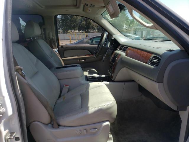 Photo 5 from auction – 2008 CHEVROLET SUBURBAN C with VIN 1GNFC16048R257031