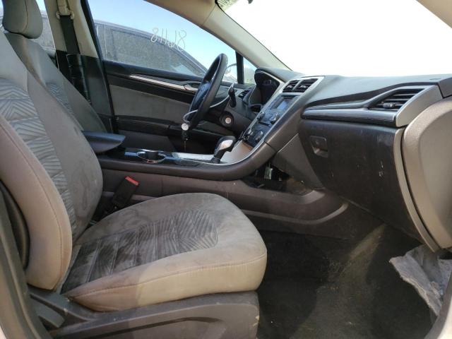Photo 5 from auction – 2016 FORD FUSION S with VIN 3FA6P0G71GR190920