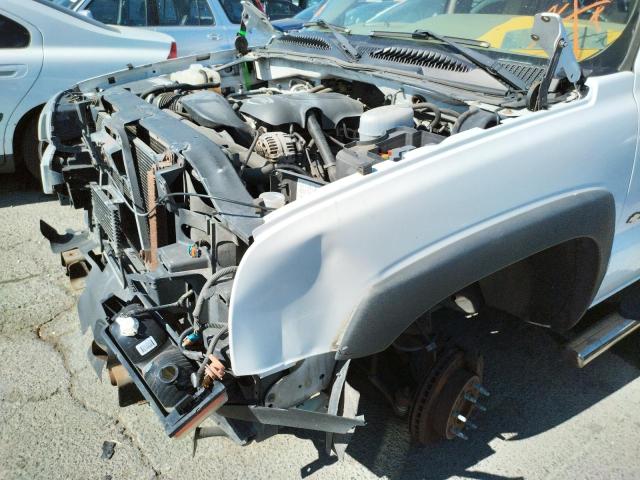 Photo 9 from auction – 2006 CHEVROLET SILVERADO with VIN 1GCHC29U66E150394