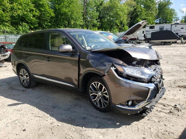MITSUBISHI OUTLANDER 2018 with VIN JA4AZ3A33JZ063301 - Photo from auction