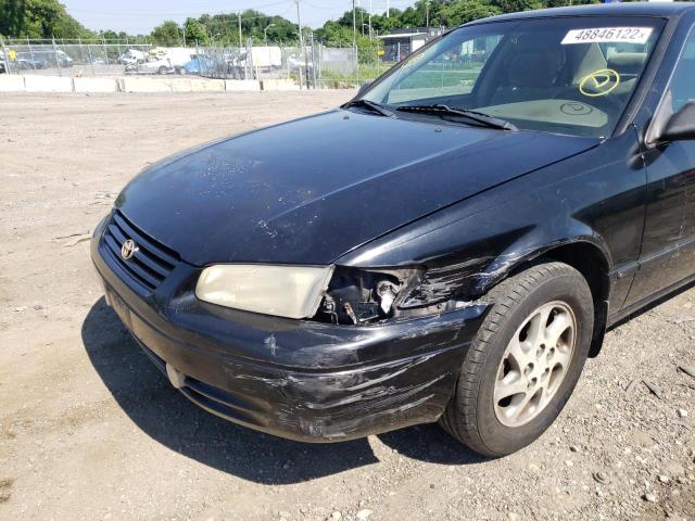 Photo 9 from auction – 1998 TOYOTA CAMRY CE with VIN 4T1BF28K7WU061559
