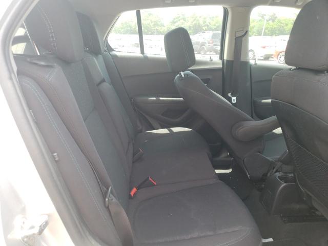 Photo 6 from auction – 2016 CHEVROLET TRAX LS with VIN 3GNCJKSB0GL272119