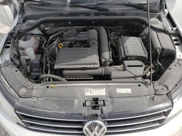 Photo 7 from auction – 2017 VOLKSWAGEN JETTA S with VIN 3VW2B7AJ9HM403600
