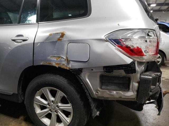 Photo 9 from auction – 2013 TOYOTA HIGHLANDER with VIN 5TDBK3EH0DS246231