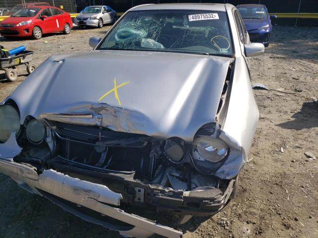 Photo 9 from auction – 2001 MERCEDES-BENZ E 320 with VIN WDBJF65J51B380576