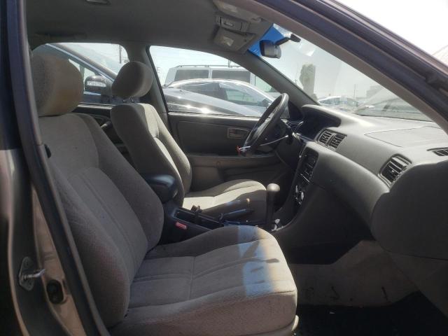 Photo 5 from auction – 2001 TOYOTA CAMRY CE with VIN JT2BG22K710546559